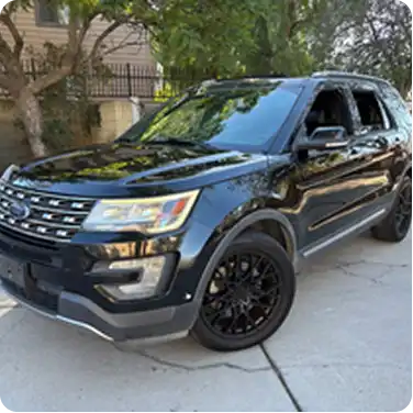 SUVs Thumbnail 13